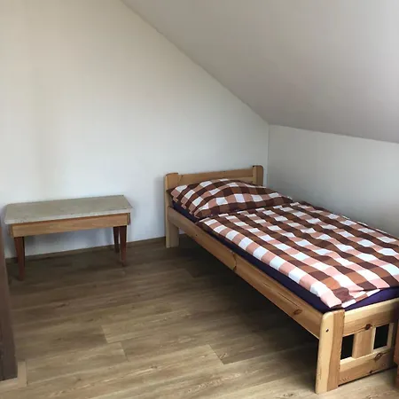 旅馆 Sleep & Go Czech Republic - Korycany