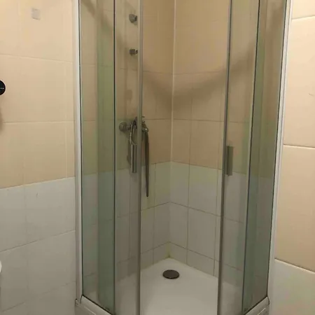 Sleep & Go Czech Republic - Korycany Hostel *