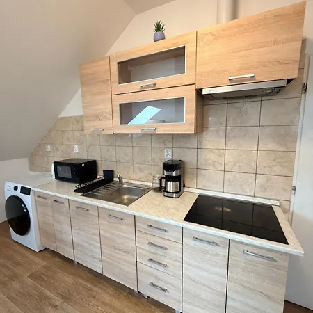 Hostel Sleep & Go Czech Republic - Korycany *