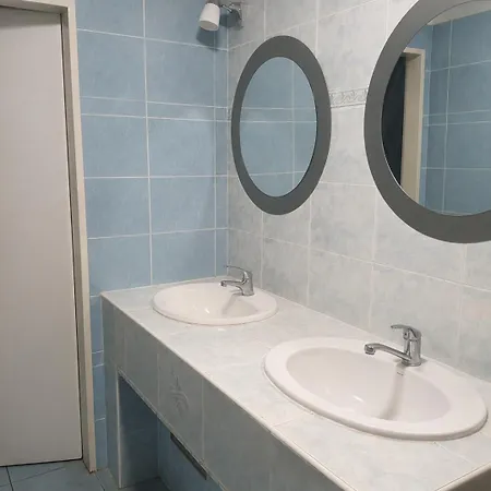 Sleep&go Czech Republic - Korycany Hostel *