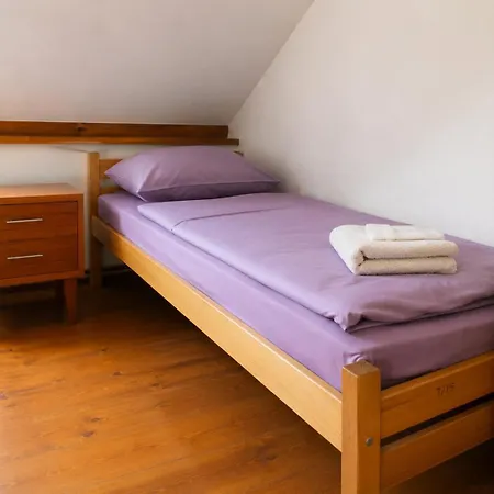 Sleep&go Czech Republic - Korycany Hostel *